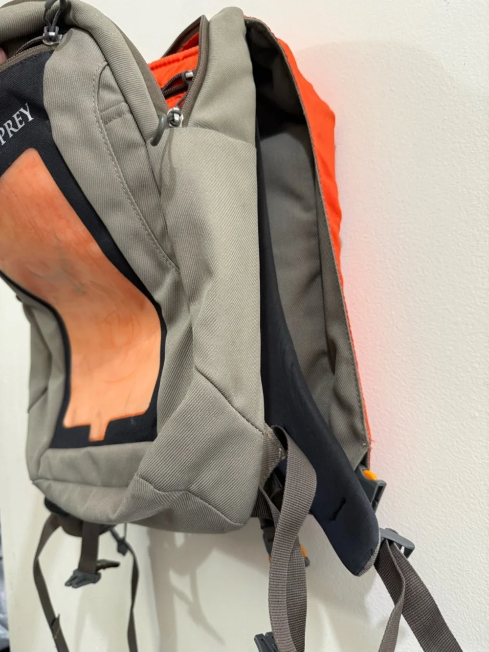 OSPREY Olive Green Backpack with Scopely Embroidery